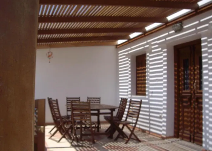 بيت للعطل Private Beachfront House Lefkos (Karpathos)