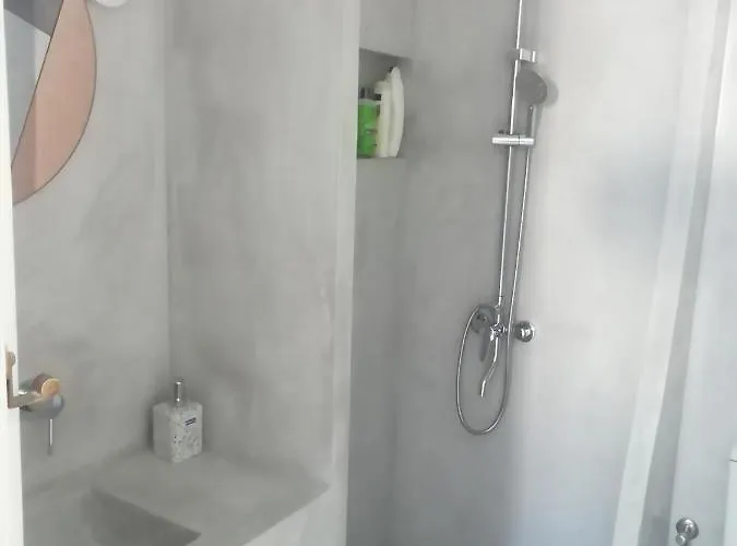 Private Beachfront House بيت للعطل Lefkos (Karpathos)